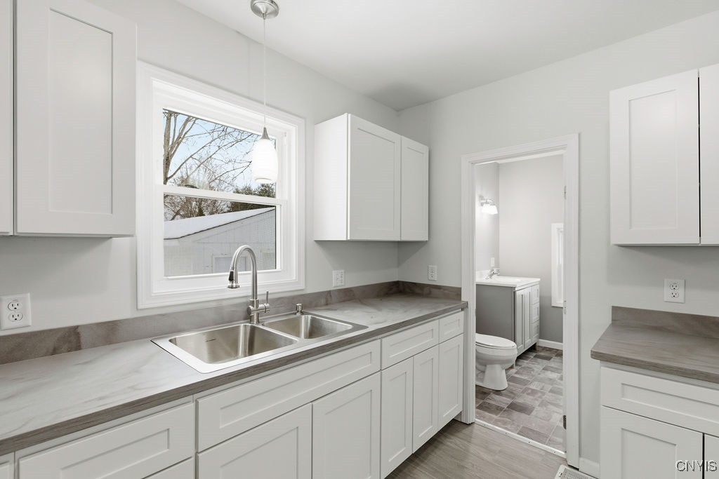 415 W 2nd Street S
