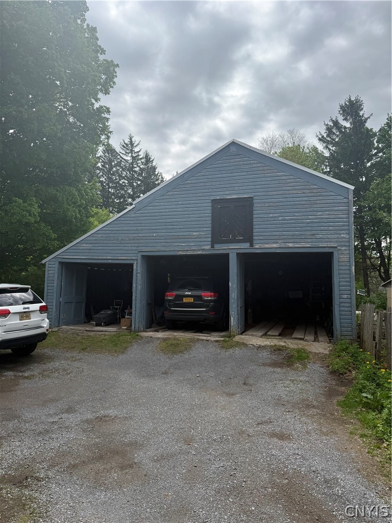 27 Bridge Street