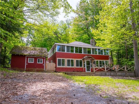 7 Irish Alley, Forestport, NY 13338 - #: S1634598