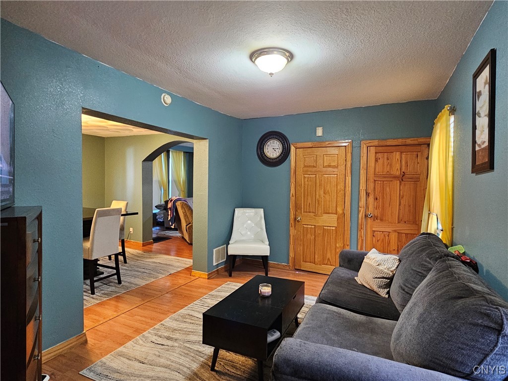 704 Second Street, Utica, New York image 12