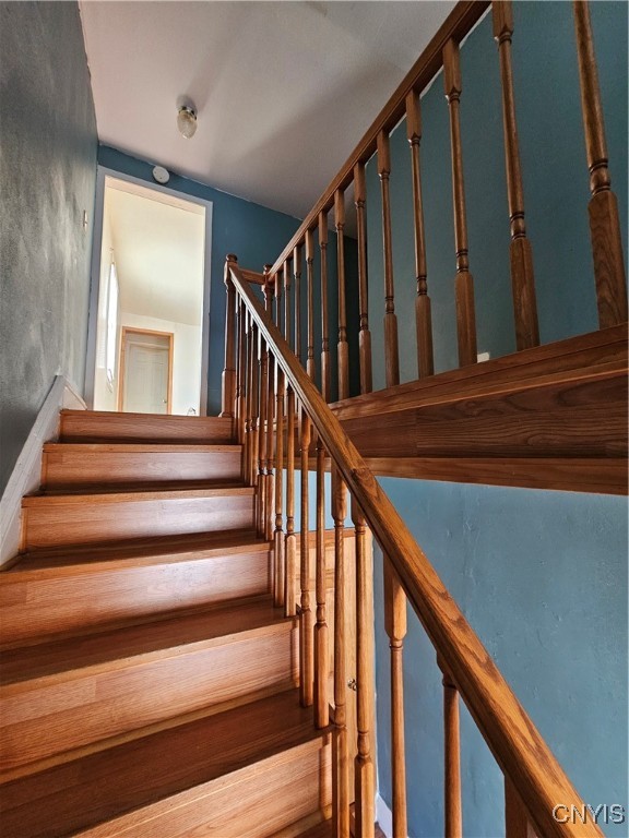704 Second Street, Utica, New York image 27