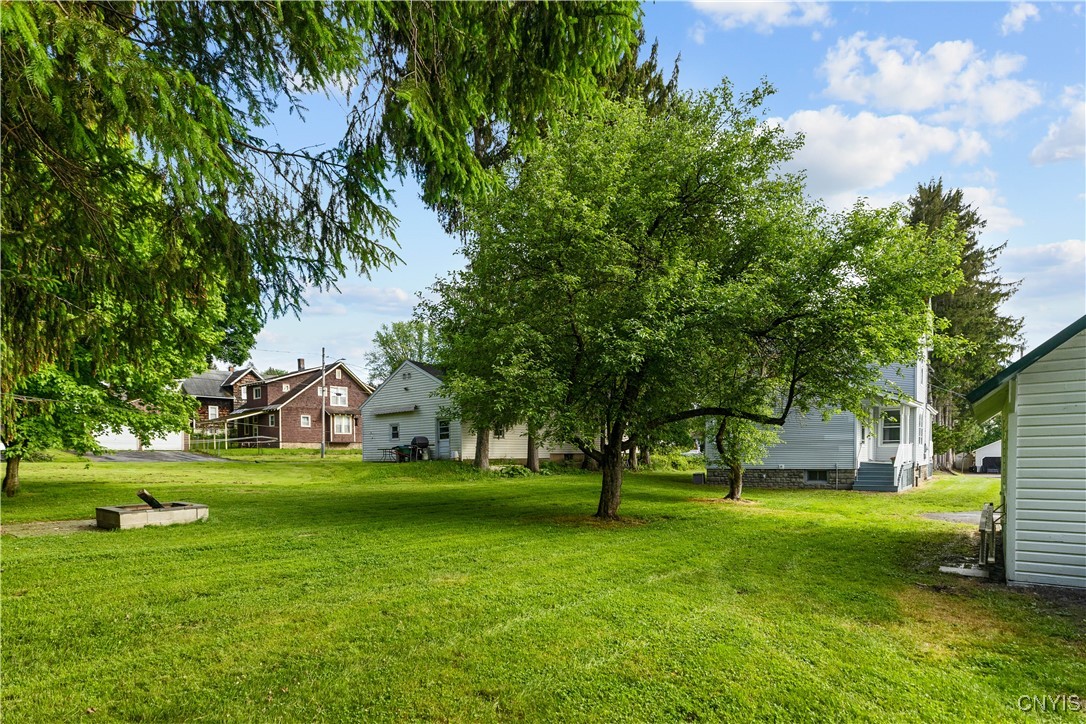 23 Elm Street, New Hartford, New York image 6