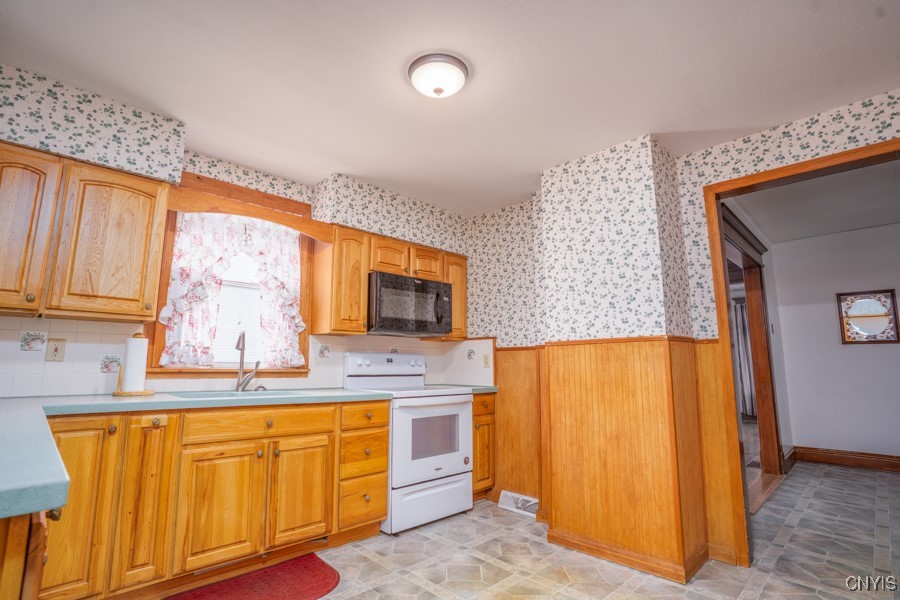 310 E German St St, Herkimer, New York image 7