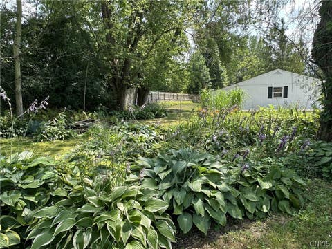 Tiny photo for 8542 Belnor Drive, Cicero, NY 13039 (MLS # S1701945)