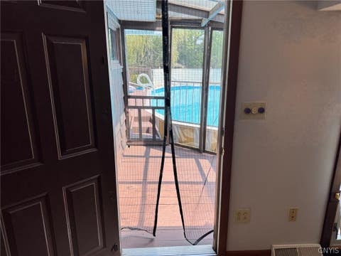 Tiny photo for 8542 Belnor Drive, Cicero, NY 13039 (MLS # S1701945)