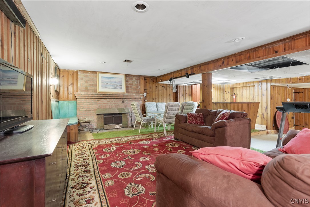 217 Ross Park, Syracuse, New York image 23