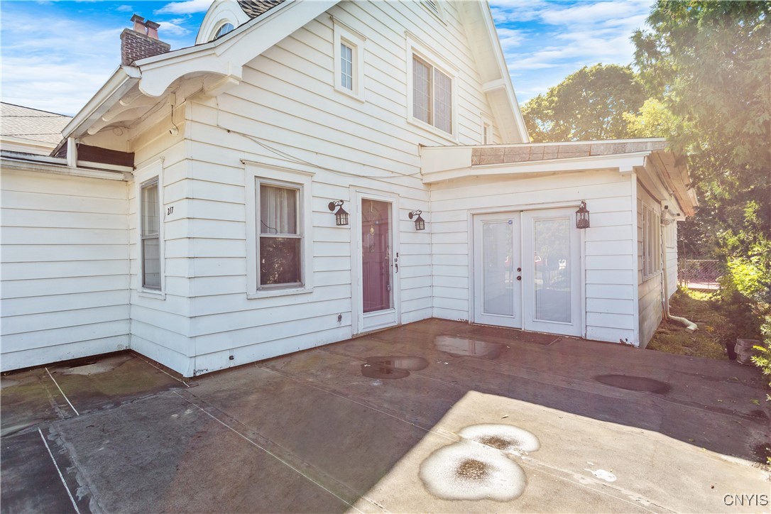 217 Ross Park, Syracuse, New York image 2