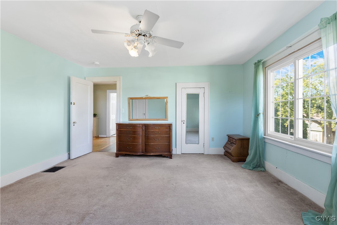 217 Ross Park, Syracuse, New York image 19