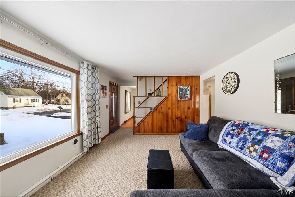 Photo of 117 Knowland Drive, Salina, NY 13090 (MLS # S1664442)