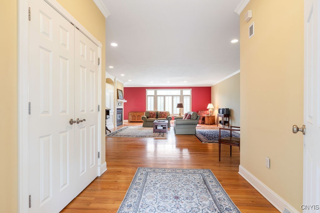 122 Edwards Falls Lane, Manlius, New York image 2