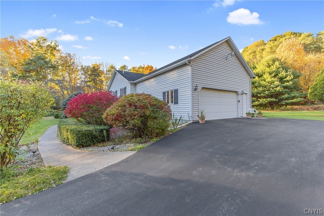 1260 Bellows Road