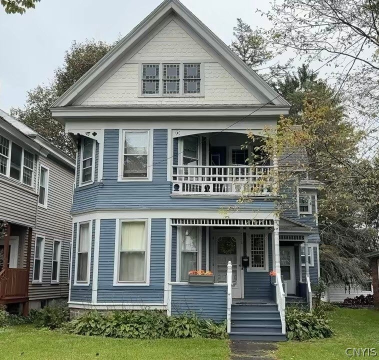 712 N James Street