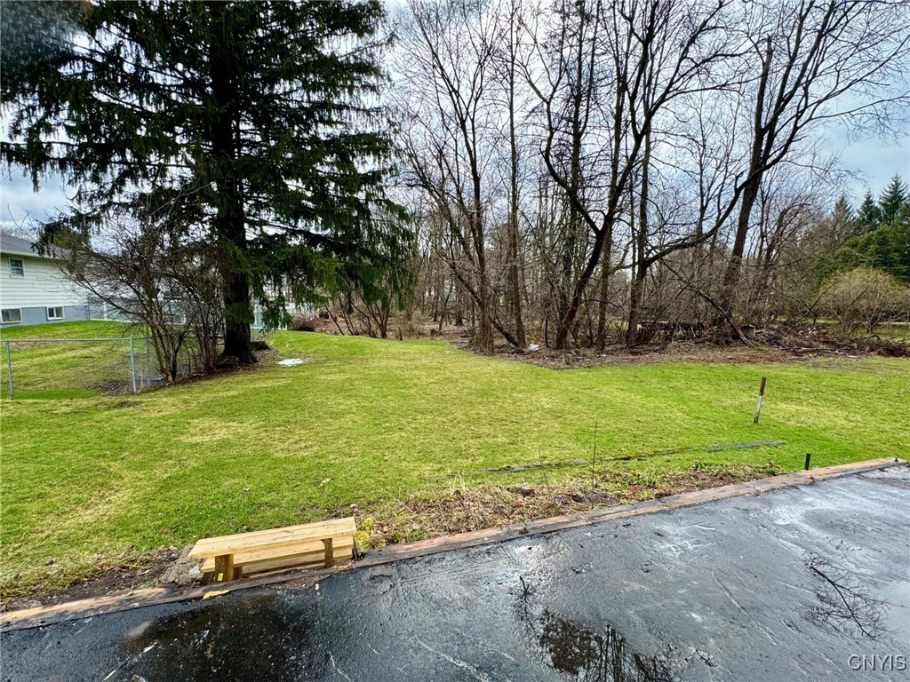 492 Trenton Avenue, Utica, New York image 27