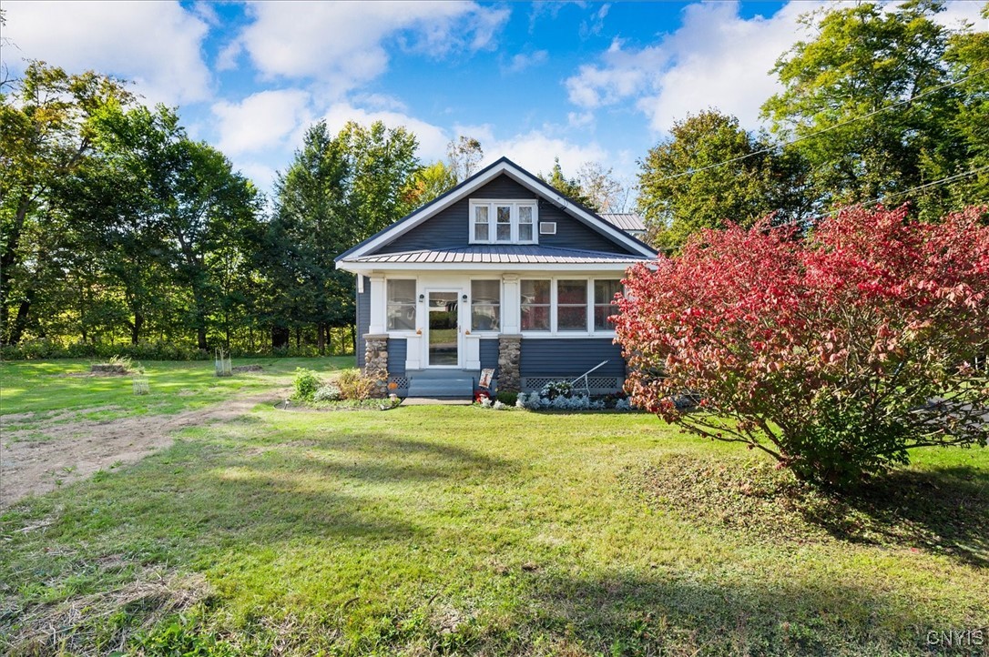 1071 Center Road