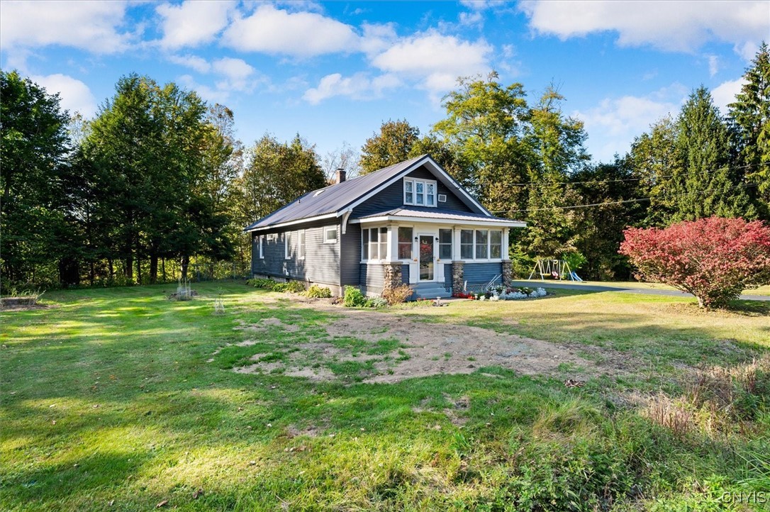1071 Center Road