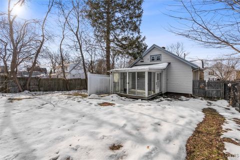 Tiny photo for 106 West Avenue, DeWitt, NY 13057 (MLS # S1654768)