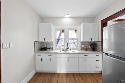 Tiny photo for 106 West Avenue, DeWitt, NY 13057 (MLS # S1654768)