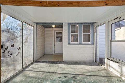 Tiny photo for 106 West Avenue, DeWitt, NY 13057 (MLS # S1654768)