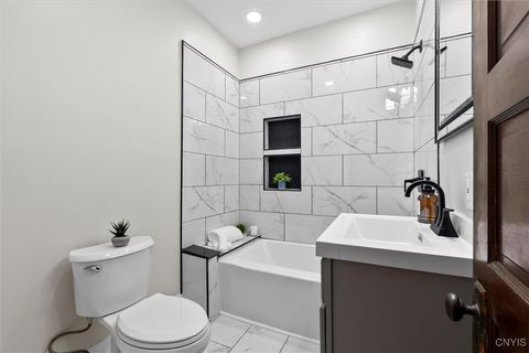 Tiny photo for 106 West Avenue, DeWitt, NY 13057 (MLS # S1654768)