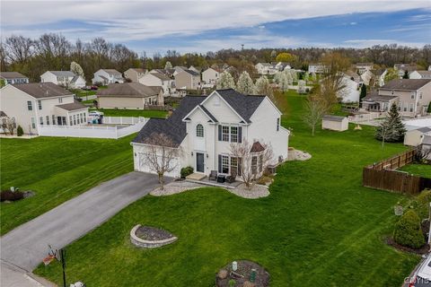 Photo of 103 Goldenrod Lane, Camillus, NY 13164 (MLS # S1674187)