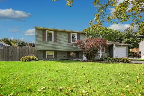 Homes For Sale - 6007 Bannister Drive<br/> Cicero, NY 13039