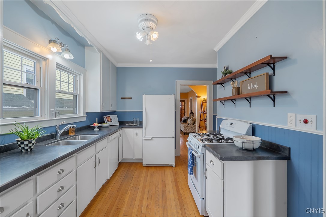 142 Wolcott Avenue, Syracuse, New York image 13