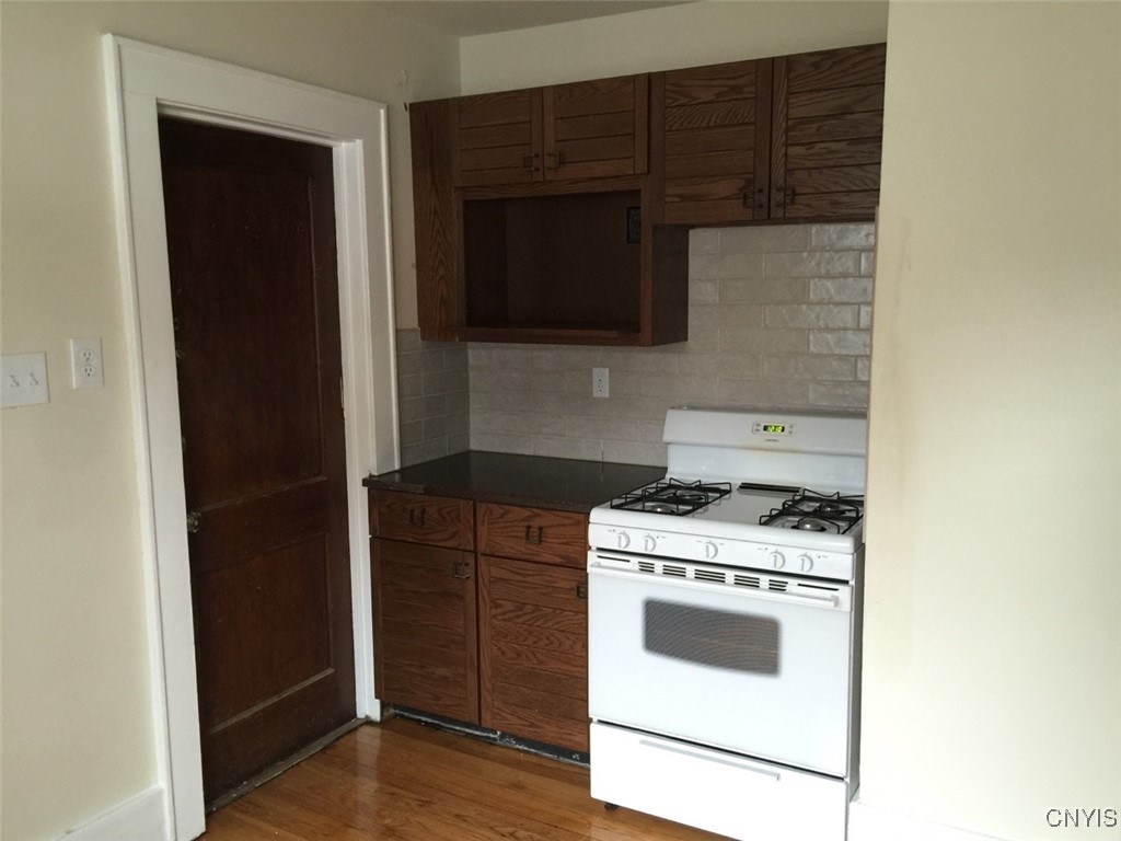 Syracuse, New York 13204, United States, 4 Bedrooms Bedrooms, ,2 BathroomsBathrooms,Residential,Active,140782