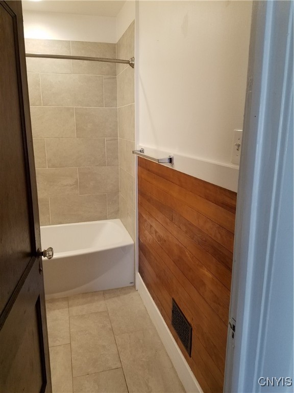 Syracuse, New York 13204, United States, 4 Bedrooms Bedrooms, ,2 BathroomsBathrooms,Residential,Active,140782