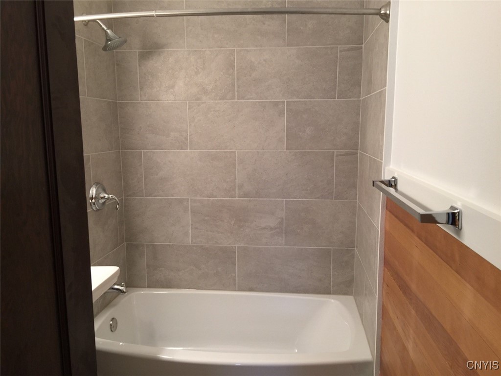 Syracuse, New York 13204, United States, 4 Bedrooms Bedrooms, ,2 BathroomsBathrooms,Residential,Active,140782