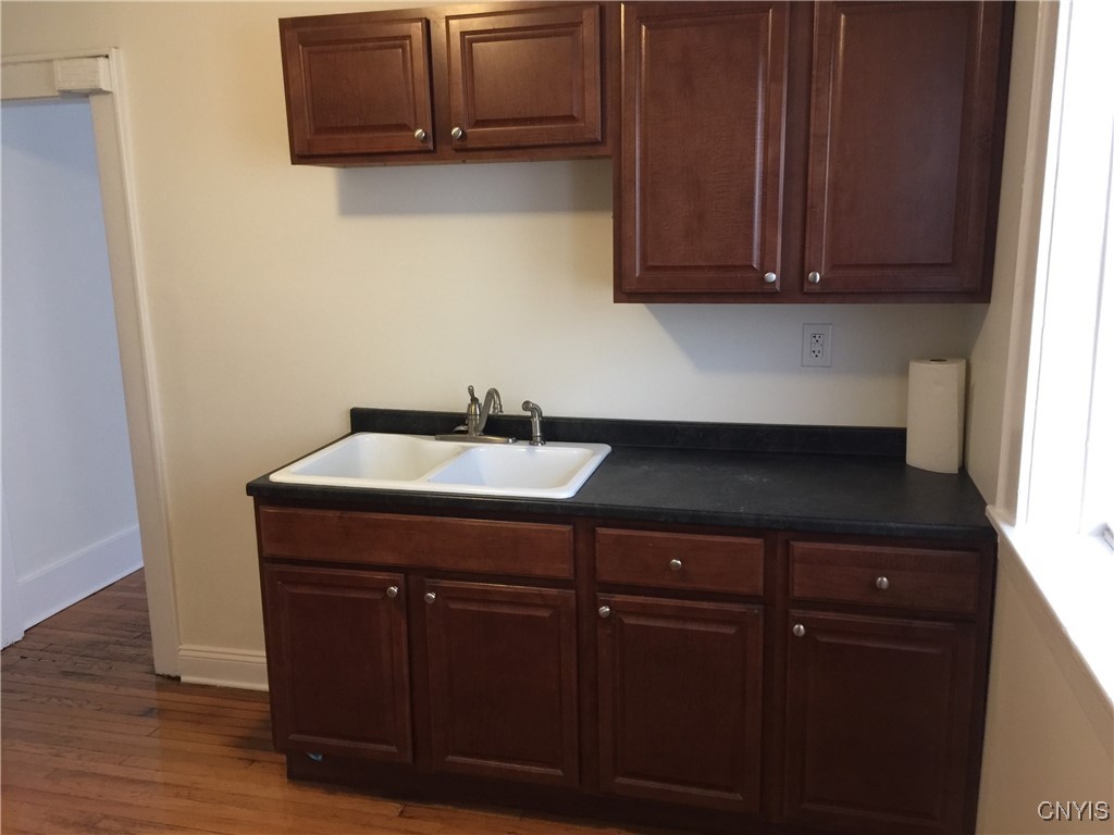 Syracuse, New York 13204, United States, 4 Bedrooms Bedrooms, ,2 BathroomsBathrooms,Residential,Active,140782