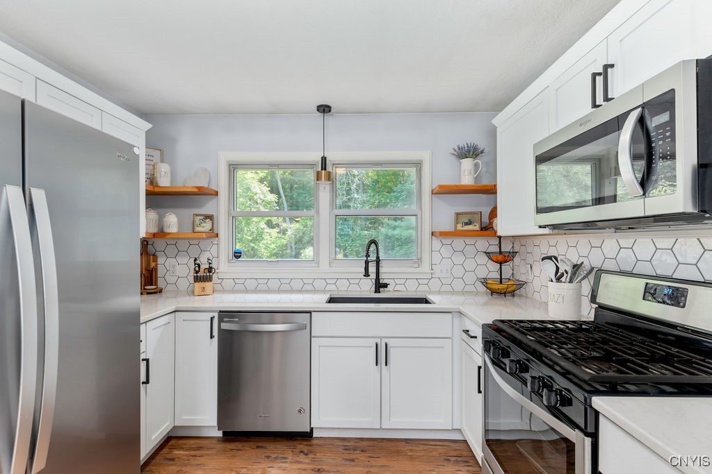 112 Oakley Drive, Cicero, New York image 10