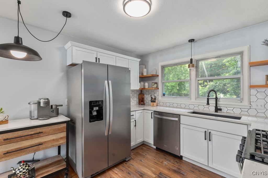 112 Oakley Drive, Cicero, New York image 11