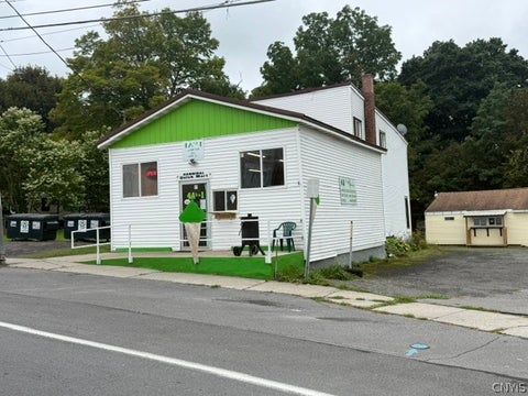 Photo of 971 Cayuga Street, Hannibal, NY 13074 (MLS # S1716430)