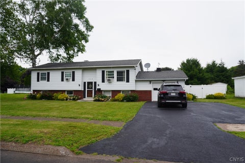 Homes For Sale - 309 Walnut Street<br/> Oswego County, Oswego, NY 13126