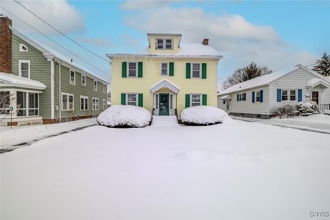 Photo of 318 Wendell Terrace, Syracuse, NY 13203 (MLS # S1659351)