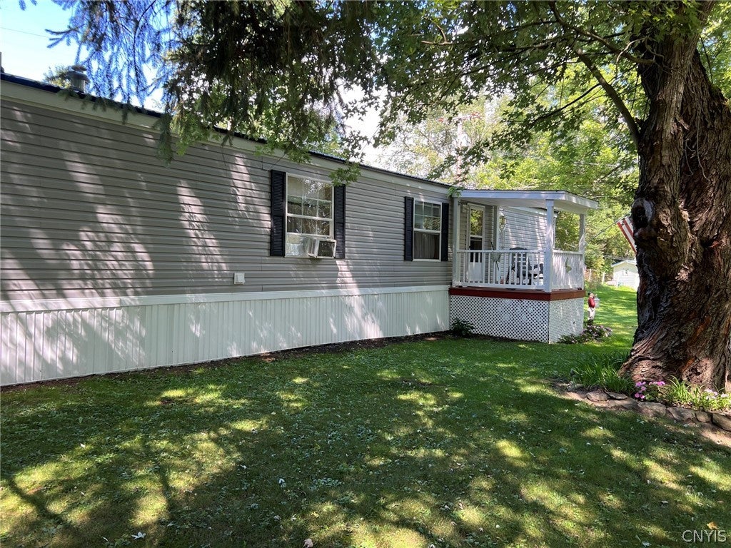28 HORSESHOE DR