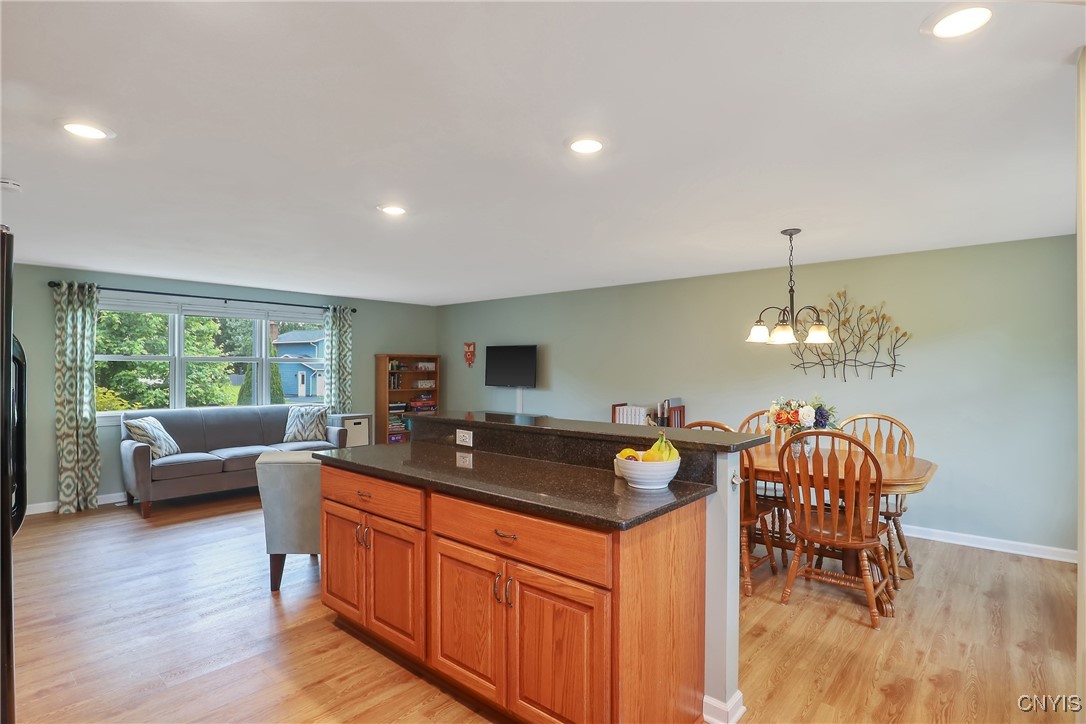 4330 Cinnamon Path Path, Clay, New York image 13