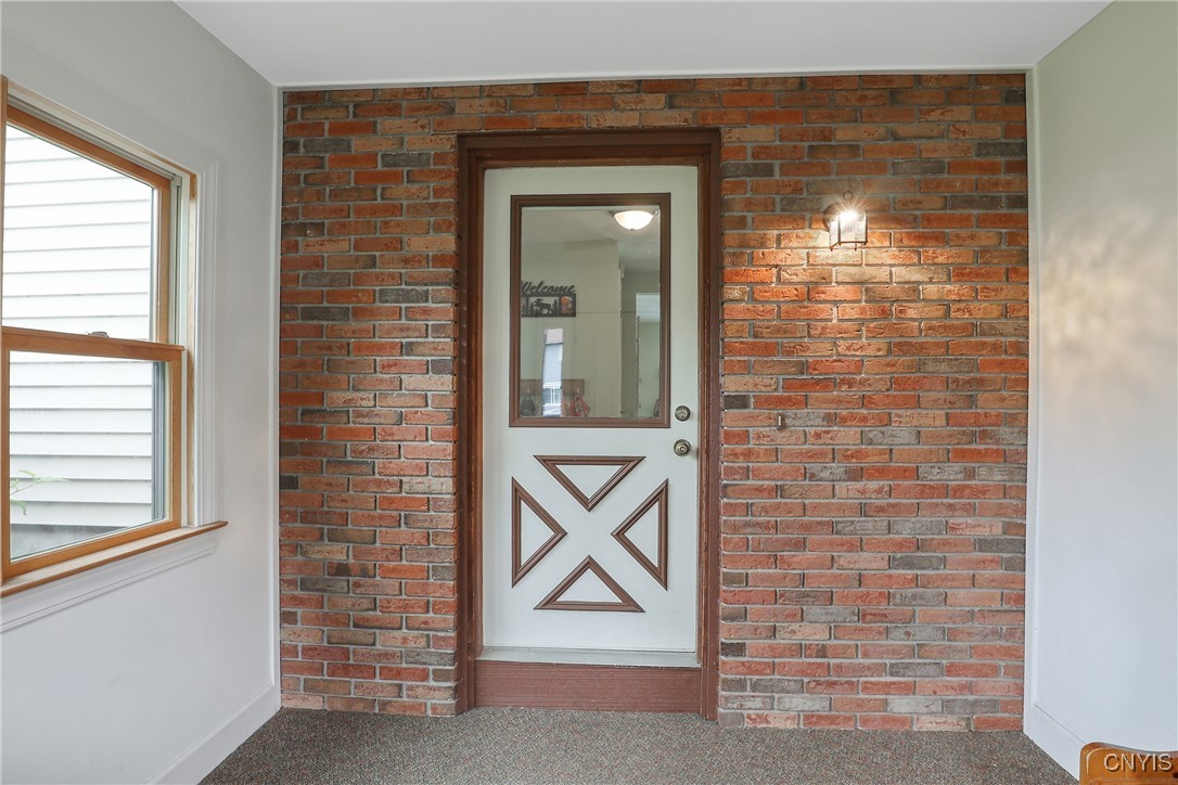 4330 Cinnamon Path Path, Clay, New York image 3