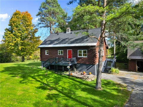 Photo of 1198 Mt Hope Avenue, Oneida, NY 13421 (MLS # S1725758)