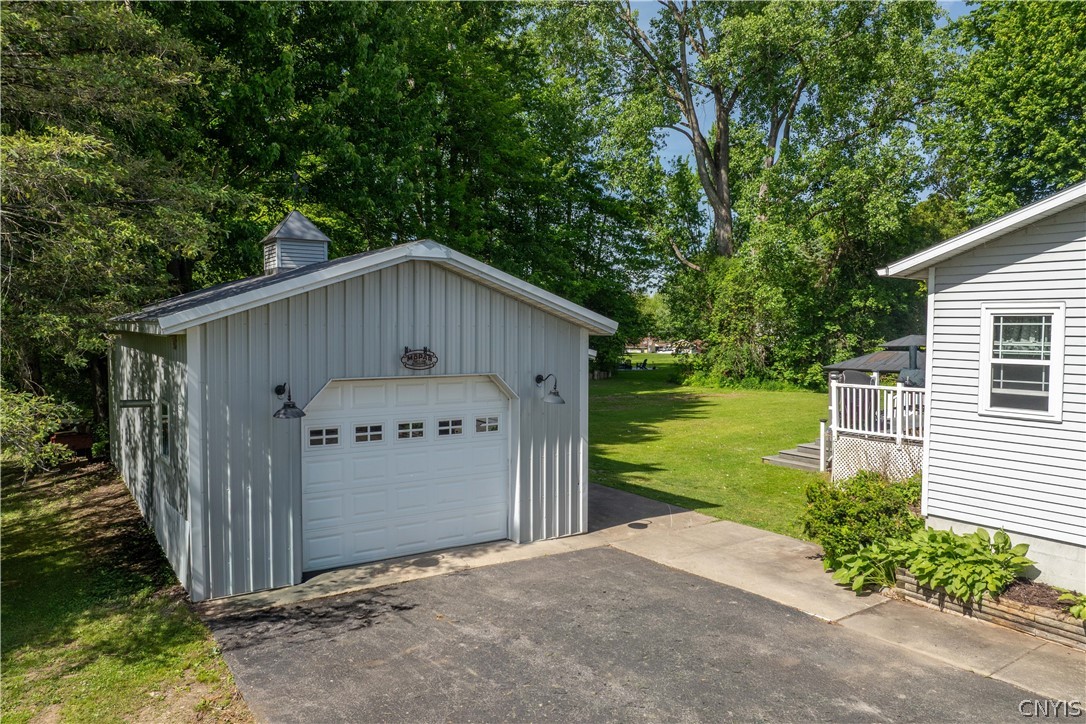 12 Clark Crest Drive