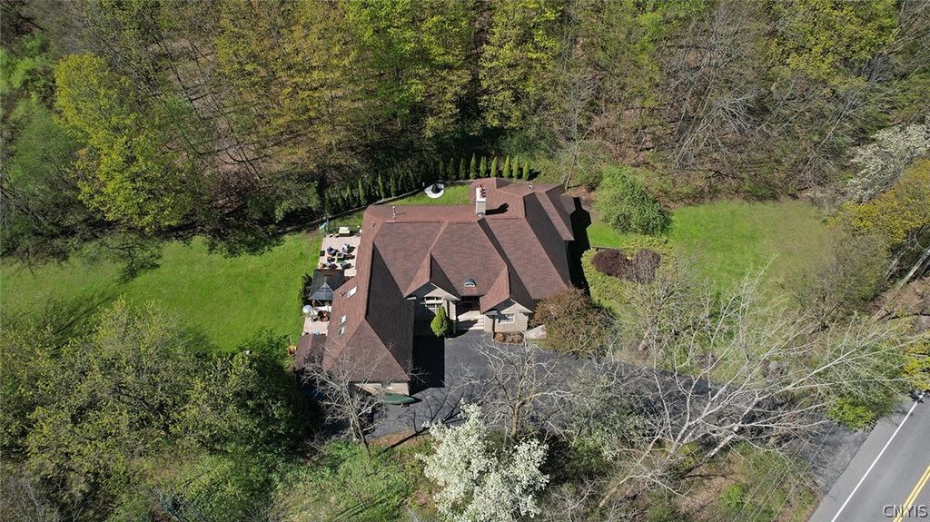 Photo of 6284 Quintard Road, DeWitt, NY 13078 (MLS # S1678883)