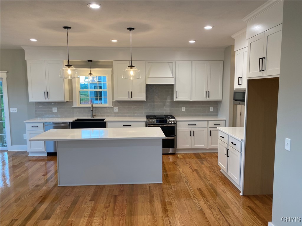 8540 Angus Path, Cicero, New York image 34