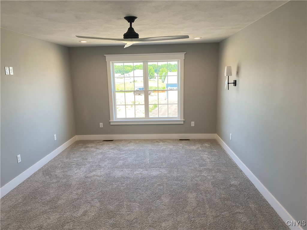 8540 Angus Path, Cicero, New York image 25