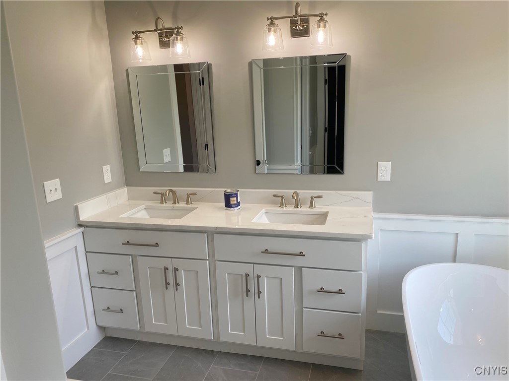 8540 Angus Path, Cicero, New York image 27