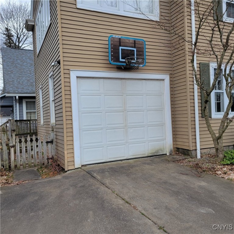15 Brookline Drive, Utica, New York image 29