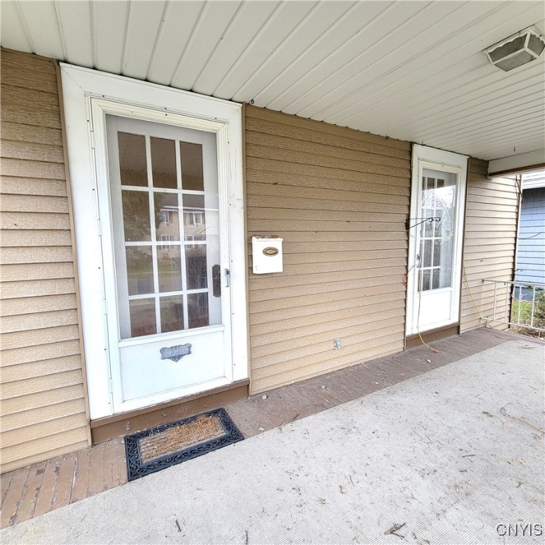 15 Brookline Drive, Utica, New York image 36