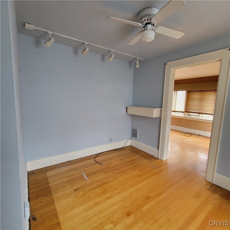 15 Brookline Drive, Utica, New York image 16