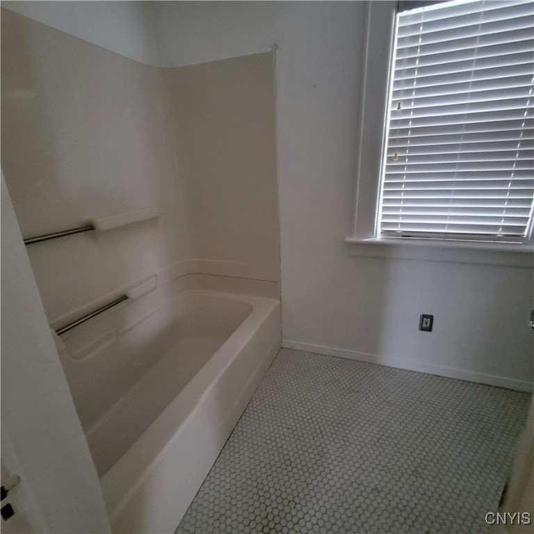 15 Brookline Drive, Utica, New York image 26