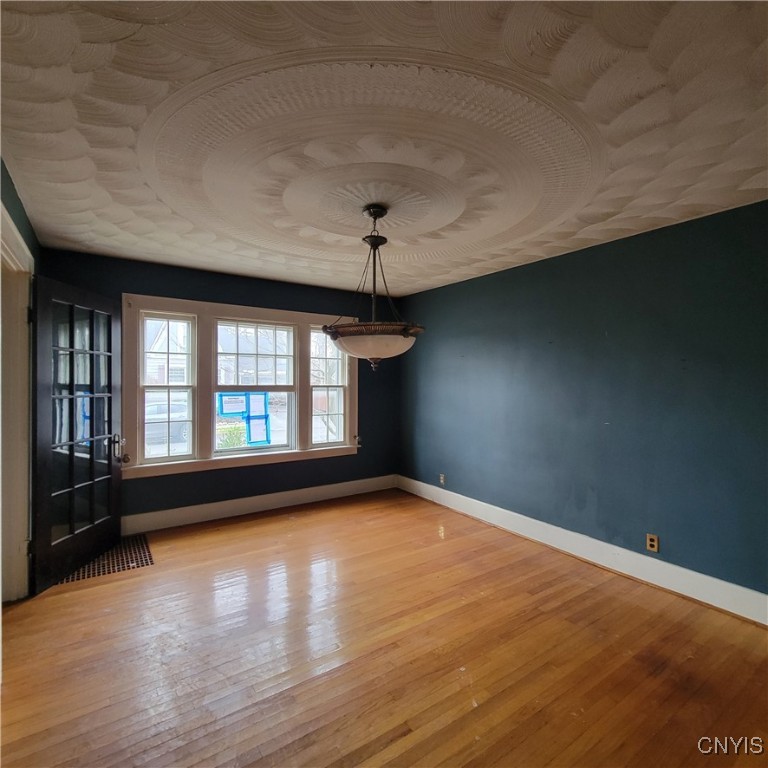 15 Brookline Drive, Utica, New York image 8