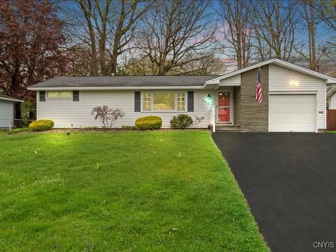 205 Park Lane, Clay, NY 13212 - MLS#: S1601032